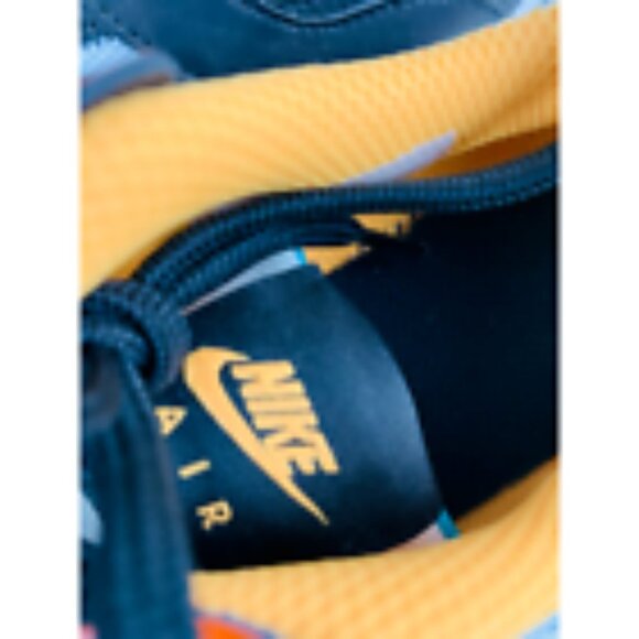 Nike Boys Air Max Excee D2N GS Sneaker Athletic CJ2002 100 Laser Chrome 5M New - Picture 6 of 8